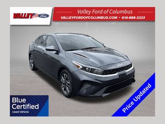 Used 2023 Kia Forte LXS FWD video 1