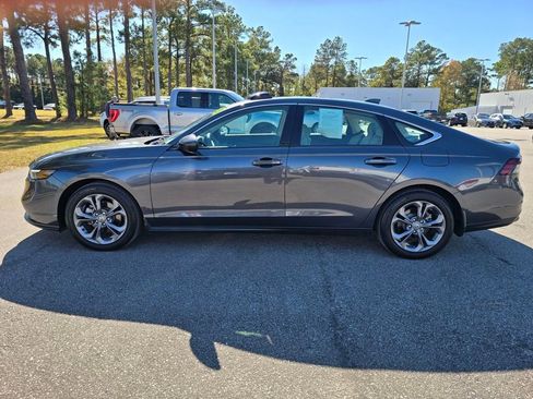 Used 2023 Honda Accord EX image 2