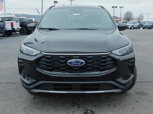 New 2026 Ford Escape ST-Line w/ Cold Weather Package image 3