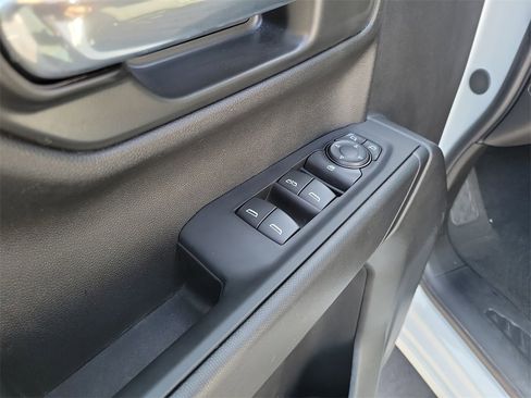 Used 2025 Chevrolet Silverado 1500 Custom image 22