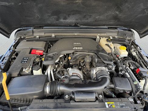 Used 2020 Jeep Wrangler Unlimited Rubicon image 32