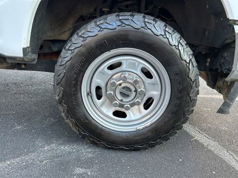 Used 2022 Ford F250 XL w/ Power Equipment Group image 35