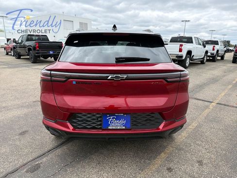 New 2026 Chevrolet Equinox EV RS AWD/4WD image 4