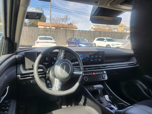 Used 2025 Hyundai Tucson SEL image 10