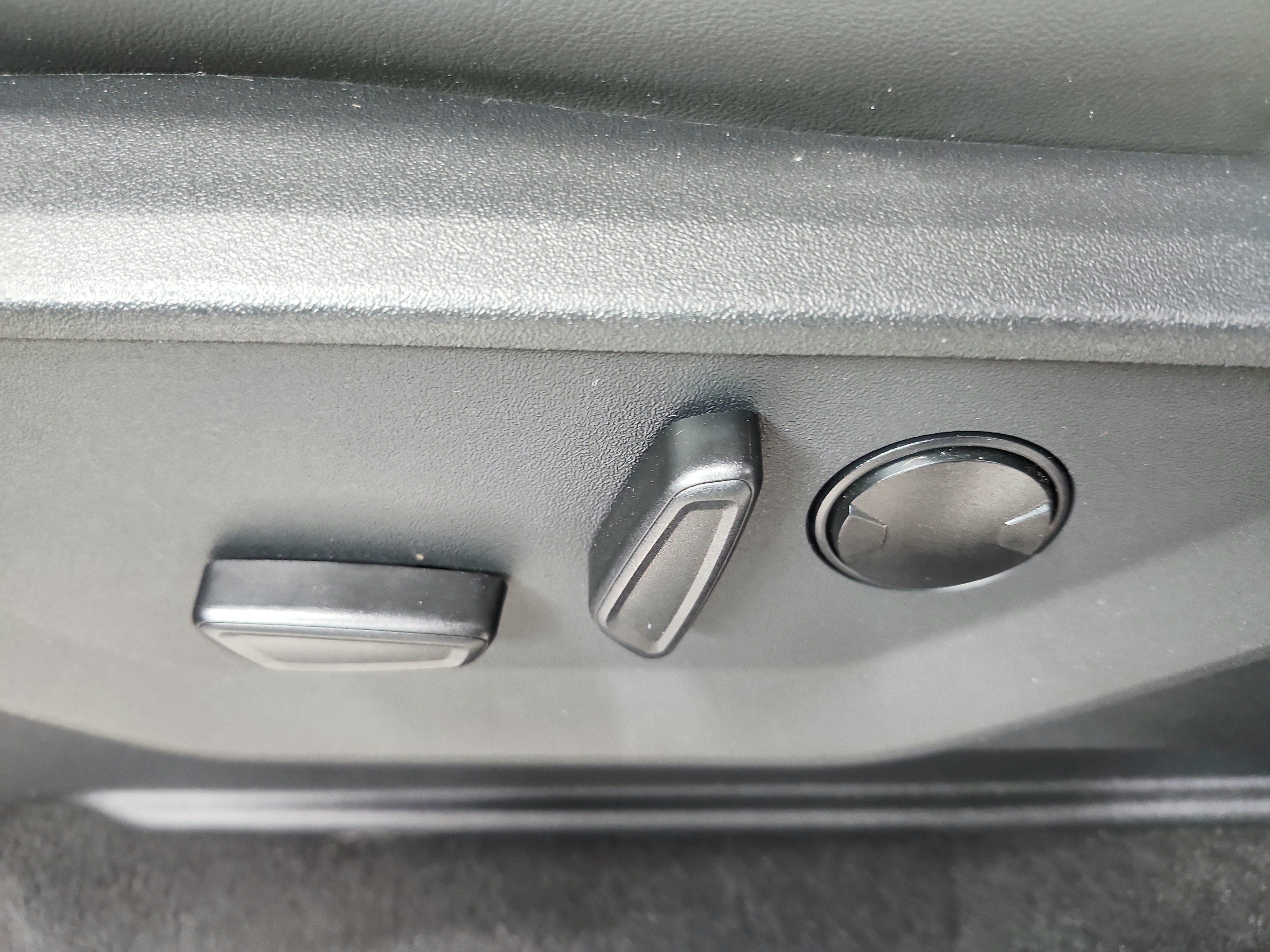 Used 2025 Ford Expedition Active AWD/4WD image 21