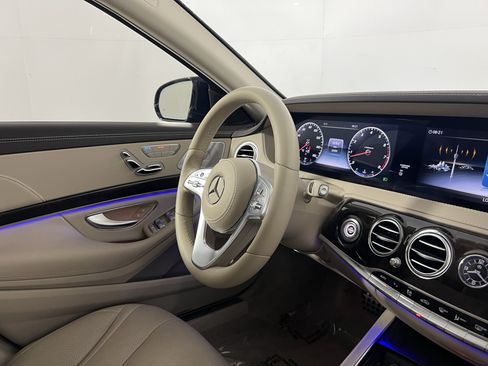 Used 2019 Mercedes-Benz S 450 Sedan image 10