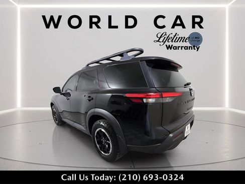 Used 2024 Nissan Pathfinder Rock Creek image 6