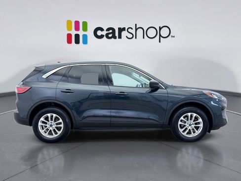 Used 2022 Ford Escape SE image 6