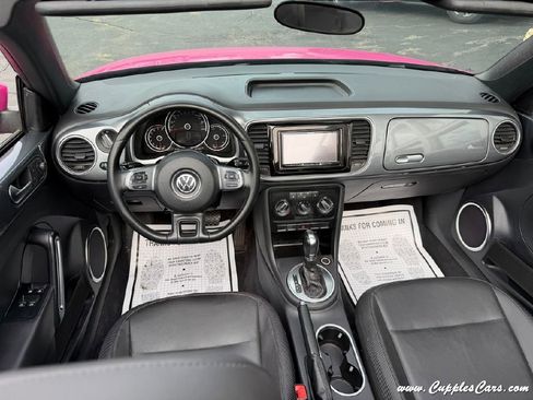 Used 2014 Volkswagen Beetle 1.8T FWD image 24