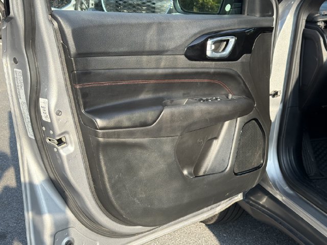 Used 2024 Jeep Compass Trailhawk AWD/4WD image 12