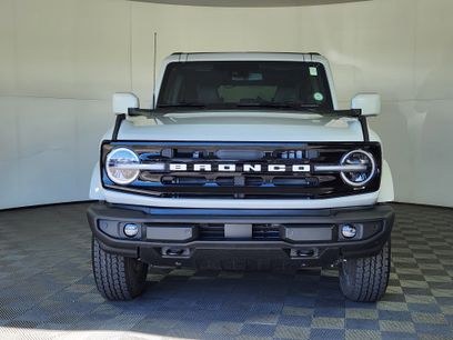 New 2026 Ford Bronco Outer Banks