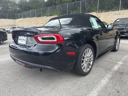 Used 2018 FIAT 124 Spider Classica RWD image 5