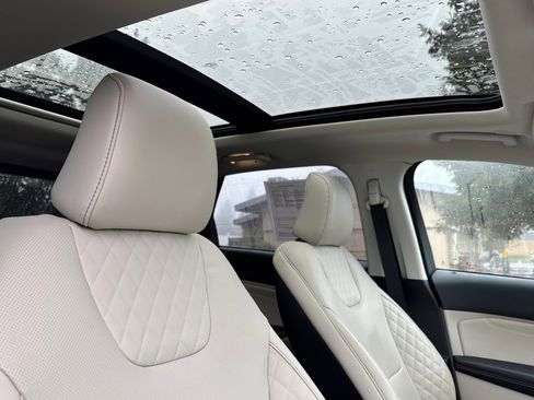 Used 2023 Ford Edge Titanium w/ Equipment Group 301A image 17