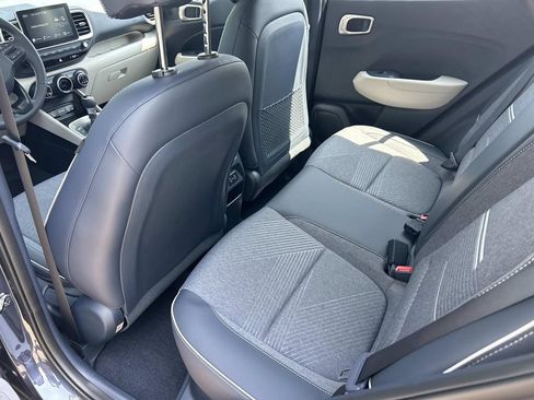 New 2026 Hyundai Venue SEL FWD image 18