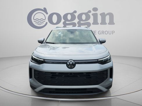 Used 2025 Volkswagen Tiguan S FWD image 7