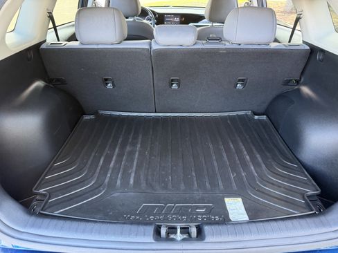 Used 2022 Kia Niro LXS FWD image 15