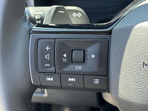 Certified 2025 Nissan Rogue SL w/ Tech Package AWD/4WD image 21