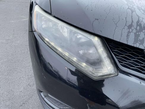 Used 2016 Nissan Rogue SV w/ SV Premium Package image 16