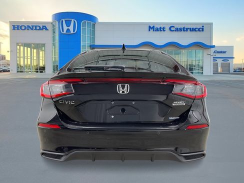 Used 2026 Honda Civic Sport Touring image 4
