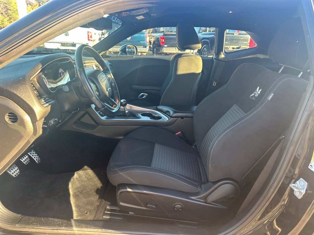Used 2022 Dodge Challenger R/T Scat Pack RWD image 13