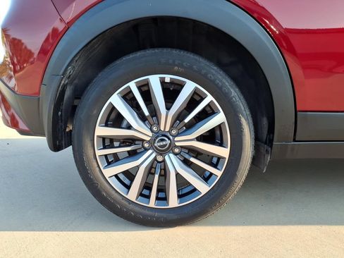 Used 2023 Nissan Kicks SR FWD image 20