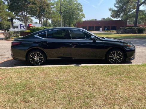 Used 2020 Lexus ES 350 w/ Premium Package image 6