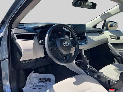 Used 2023 Toyota Corolla Cross L image 22