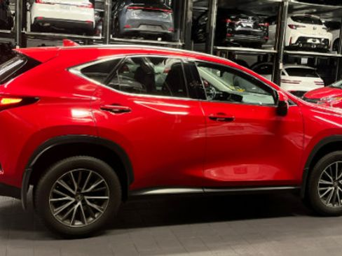 Used 2022 Lexus NX 350h AWD image 4