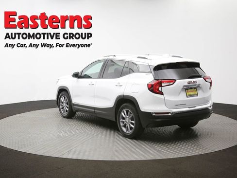 Used 2023 GMC Terrain SLT image 66