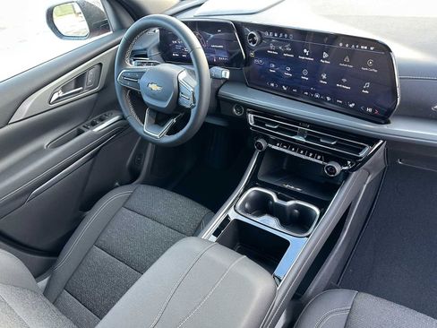 New 2026 Chevrolet Traverse LT image 11