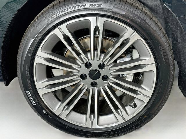 New 2026 Land Rover Range Rover Sport Dynamic SE AWD/4WD image 28