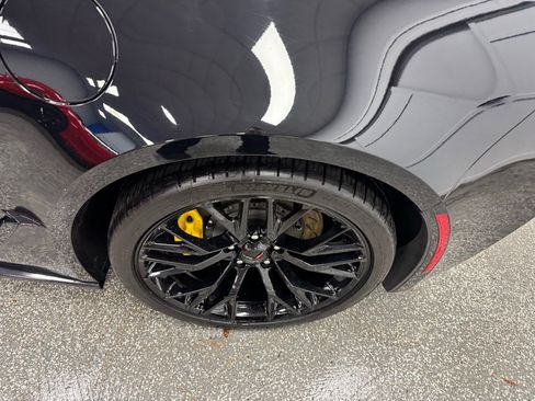 Used 2016 Chevrolet Corvette Z06 w/ 2LZ Preferred Equipment Group image 25