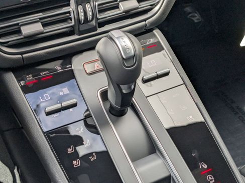 New 2025 Porsche Macan S image 21