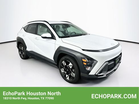 Used 2025 Hyundai Kona SEL FWD image 1