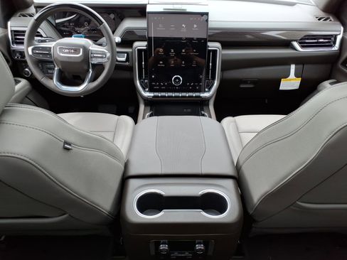 New 2026 GMC Yukon XL Elevation w/ Elevation Premium Package AWD/4WD image 10