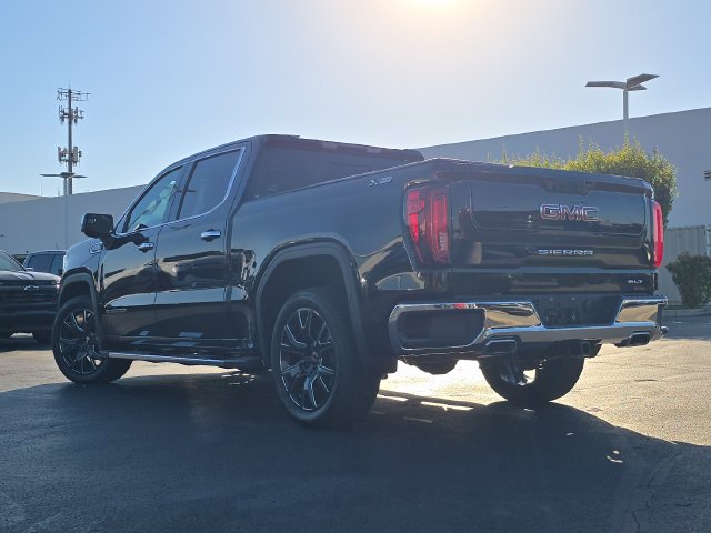 Used 2023 GMC Sierra 1500 SLT w/ SLT Premium Package AWD/4WD image 15