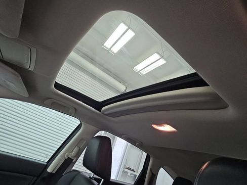 Used 2015 Honda CR-V Touring image 30