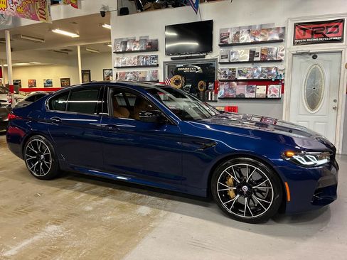Used 2022 BMW M5 w/ Competition Package AWD/4WD image 14