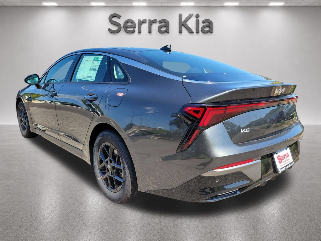 New 2026 Kia K5 LXS FWD image 3