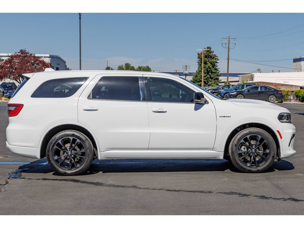 Used 2022 Dodge Durango R/T w/ Trailer Tow Group IV AWD/4WD image 2