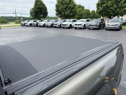 Used 2024 Toyota Tacoma Limited w/ Limited Package (LT) AWD/4WD image 12