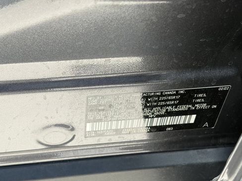Used 2022 Toyota RAV4 XLE AWD/4WD image 16