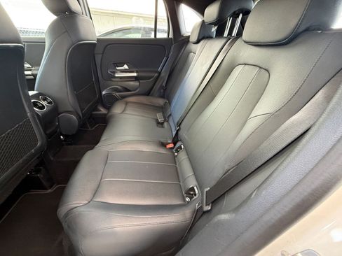 Used 2025 Mercedes-Benz GLA 250 image 27