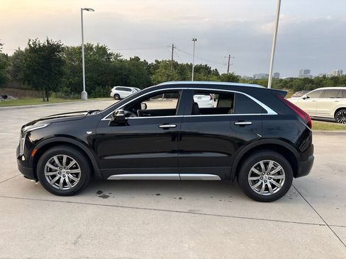 Used 2023 Cadillac XT4 Premium Luxury w/ Cold Weather Package FWD image 7