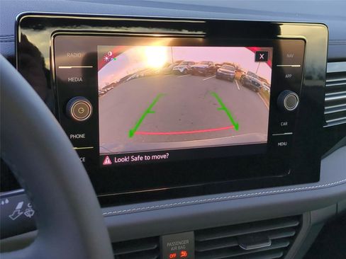 New 2026 Volkswagen Jetta SEL image 12