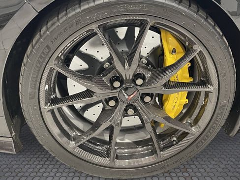 Used 2026 Chevrolet Corvette ZR1 w/ ZR1 Carbon Fiber Aero Package RWD image 7