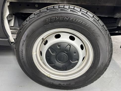 Used 2023 Ford Transit 250 Medium Roof RWD image 5