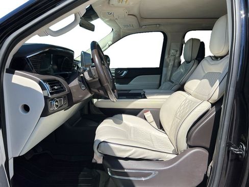 Used 2019 Lincoln Navigator Black Label AWD/4WD image 6
