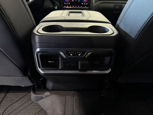 Used 2021 Chevrolet Silverado 1500 LTZ w/ LTZ Premium Package AWD/4WD image 27