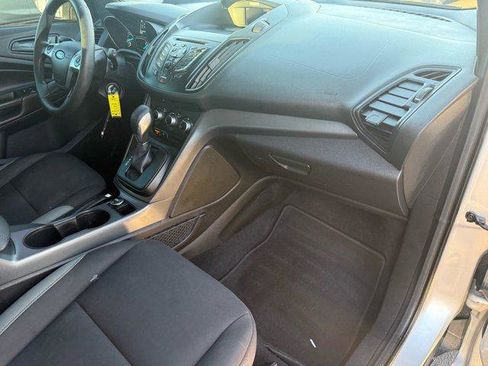 Used 2016 Ford Escape S image 28